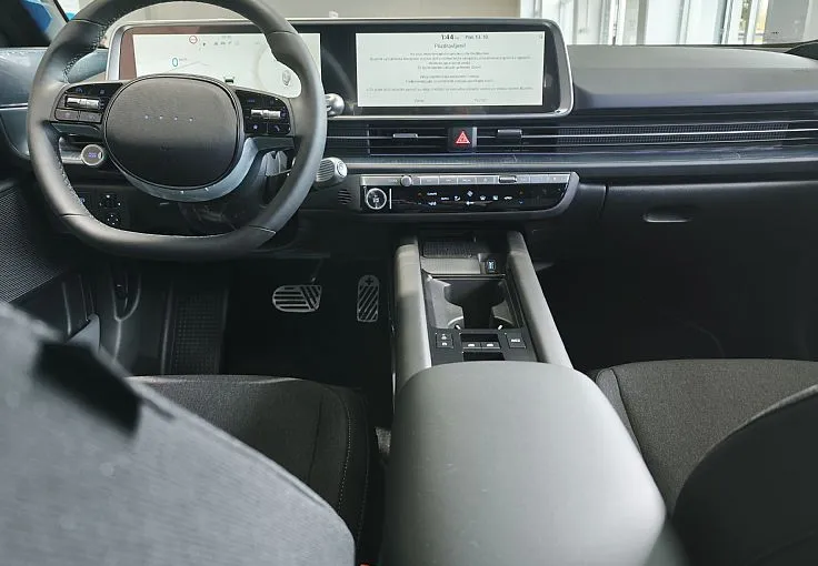 Zunanja slika - Hyundai Ioniq 6 - BEV 77KWH IMPRESSION-MAT-AKT.T.-HEAD UP-V2L-VIDEO - 10