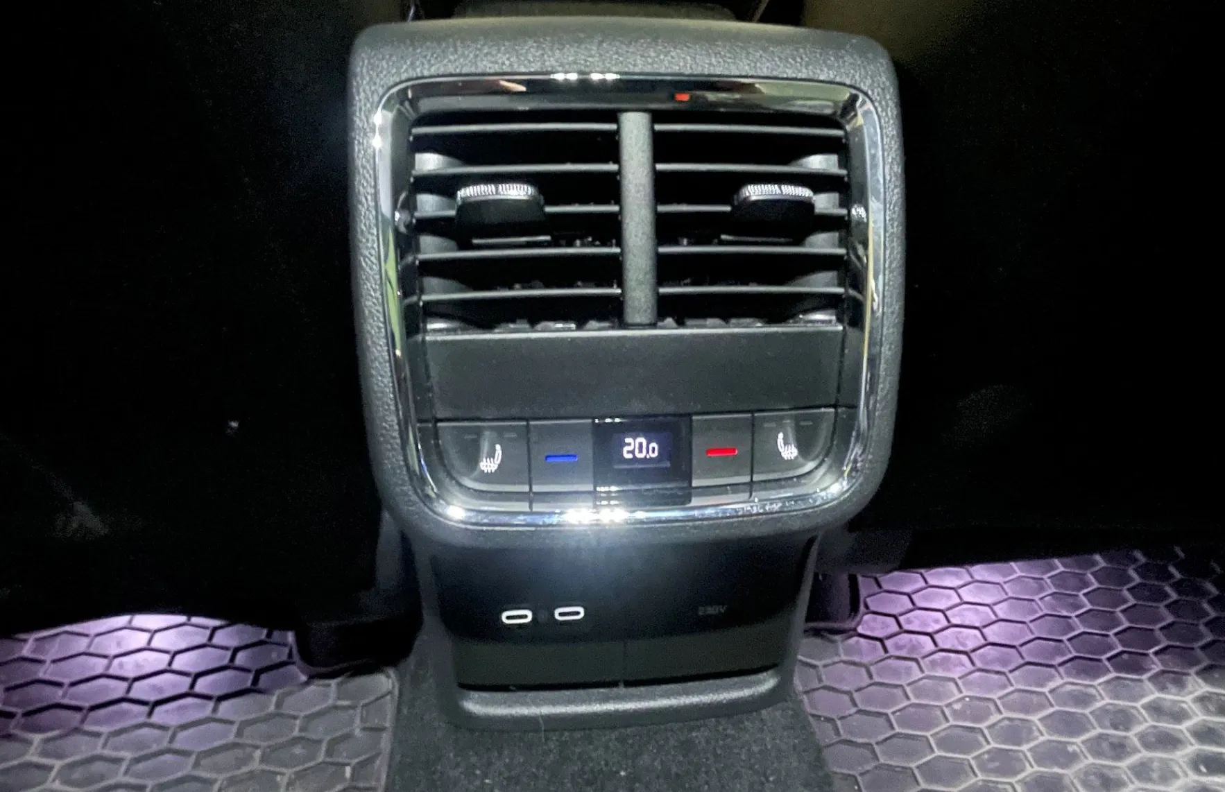 Zunanja slika - Škoda Octavia - 2.0 TDI Style DSG LED.KAMERA.OGR.SEDEŽ.ACC - 15