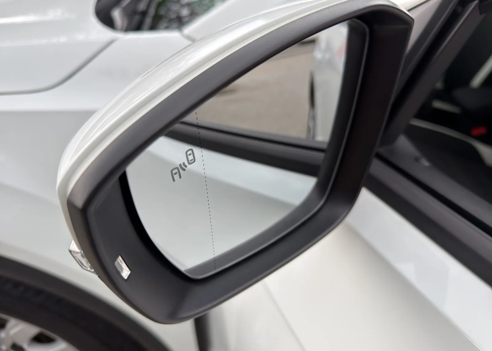Zunanja slika - Volkswagen T-Roc - 2,0 TDI BMT Style DSG 4M AUT - 18
