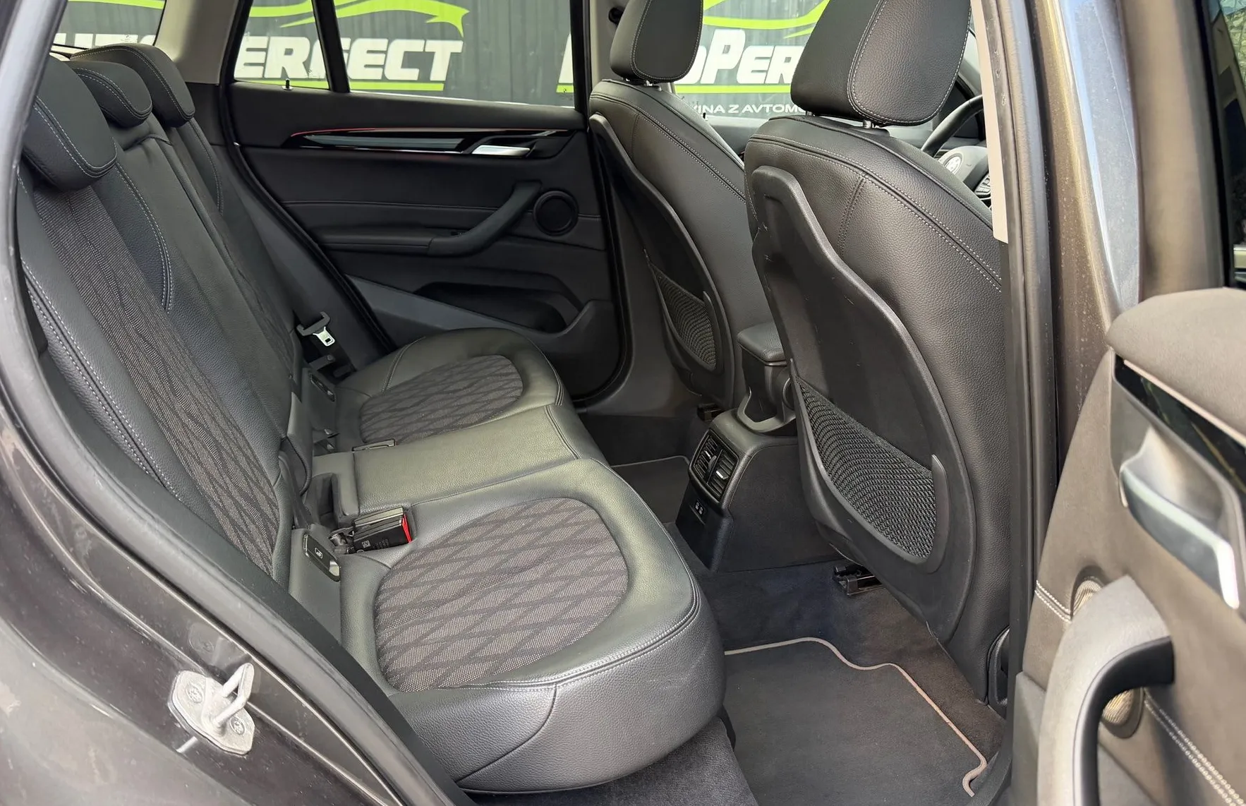 Zunanja slika - BMW X1 - serija : sDrive16d AVT. |SLO|LED|PANO|1. LAST|TEMP| - 17