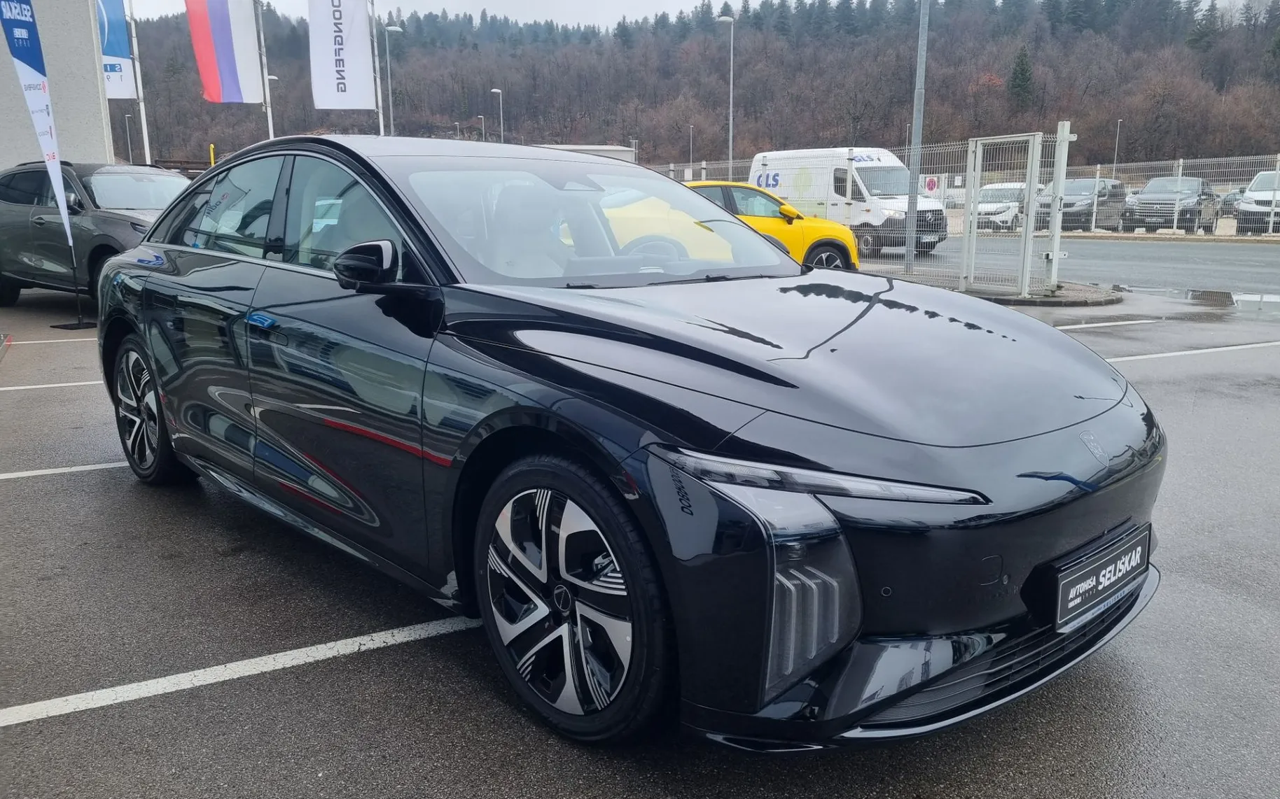 Zunanja slika - Forthing S7 - ADAS 56.8kWh +360KAMERA + ZELENI KREDIT 3.5 OM... - 5
