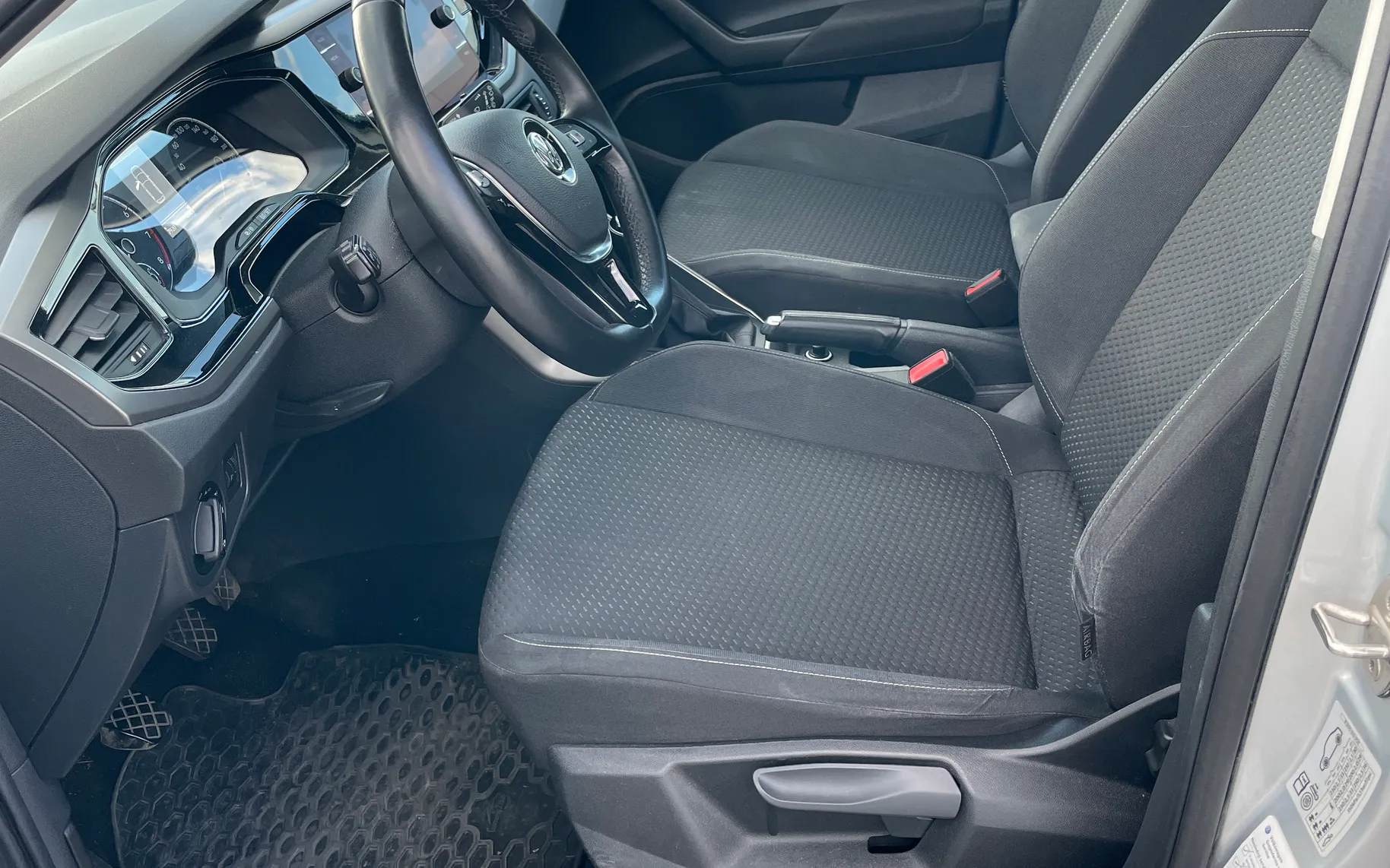 Notranja slika - Volkswagen Polo - 1.0 Comfortline - 8