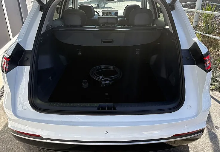 Zunanja slika - Geely StarRay EM-i - MAX 83 el. dosega - 10