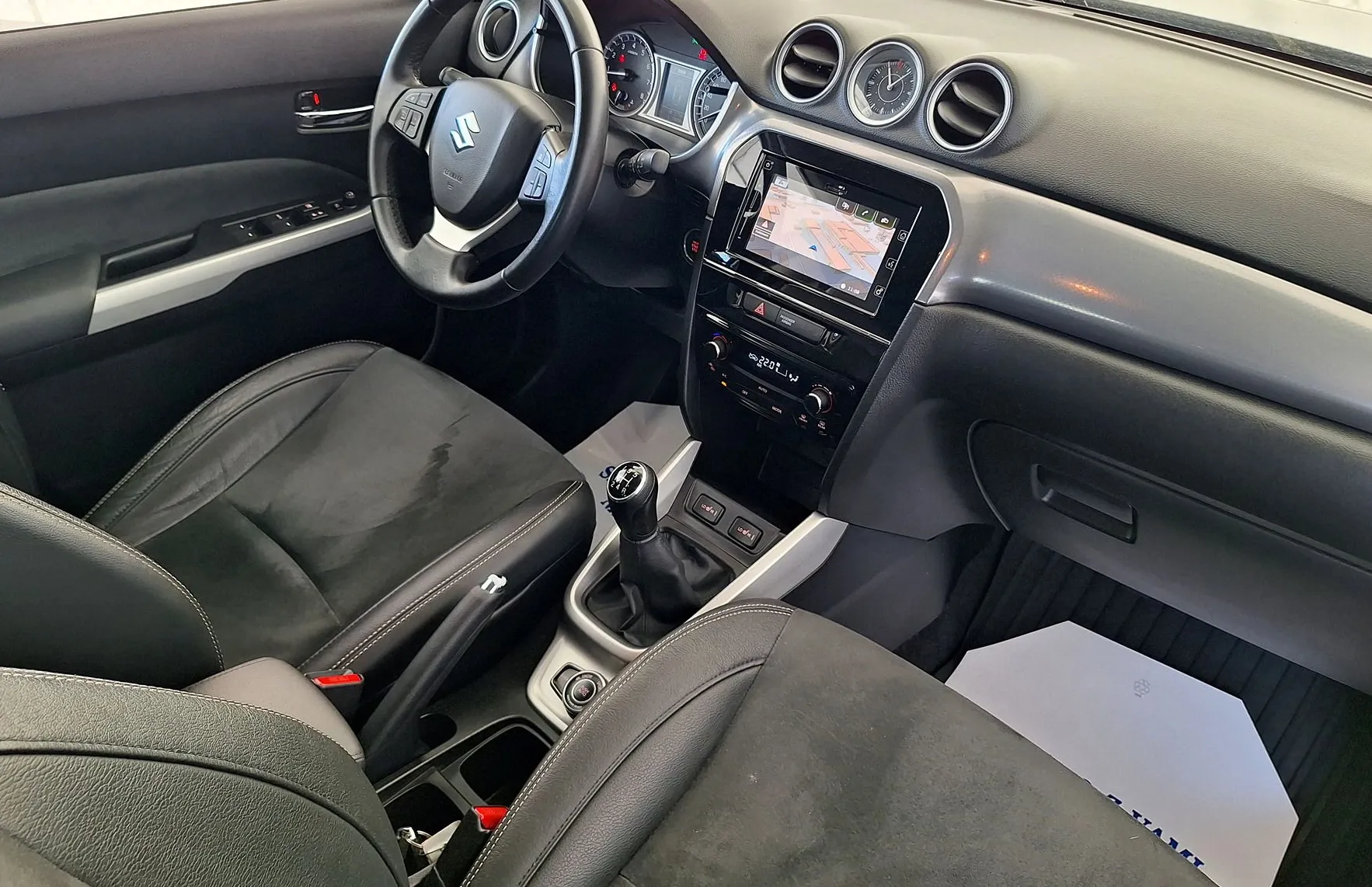 Zunanja slika - Suzuki Vitara - AllGrip 1.6 Elegance •VLEČNA KLJUKA•SLO•NAVI• - 11