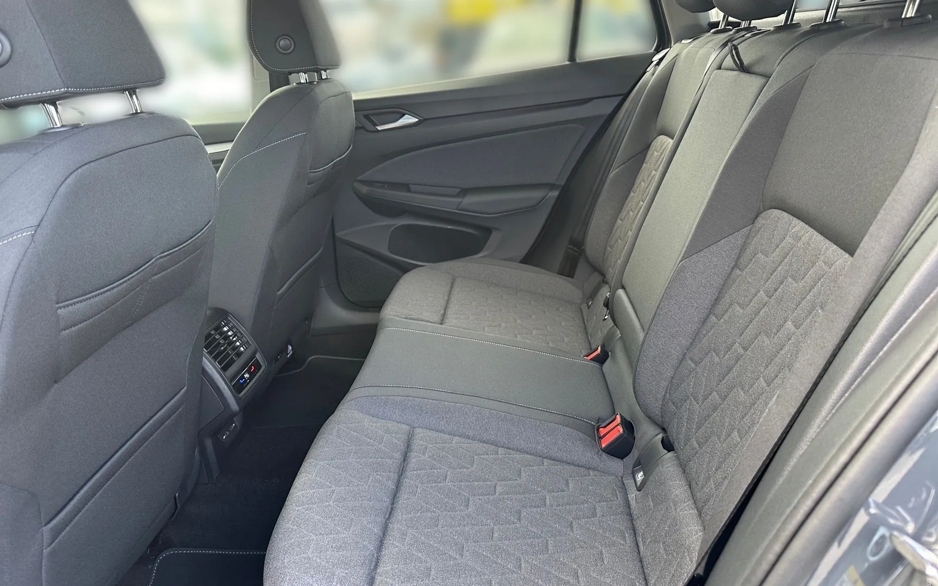 Notranja slika - Volkswagen Golf Variant - 1.5 eTSI 4All DSG... - 11