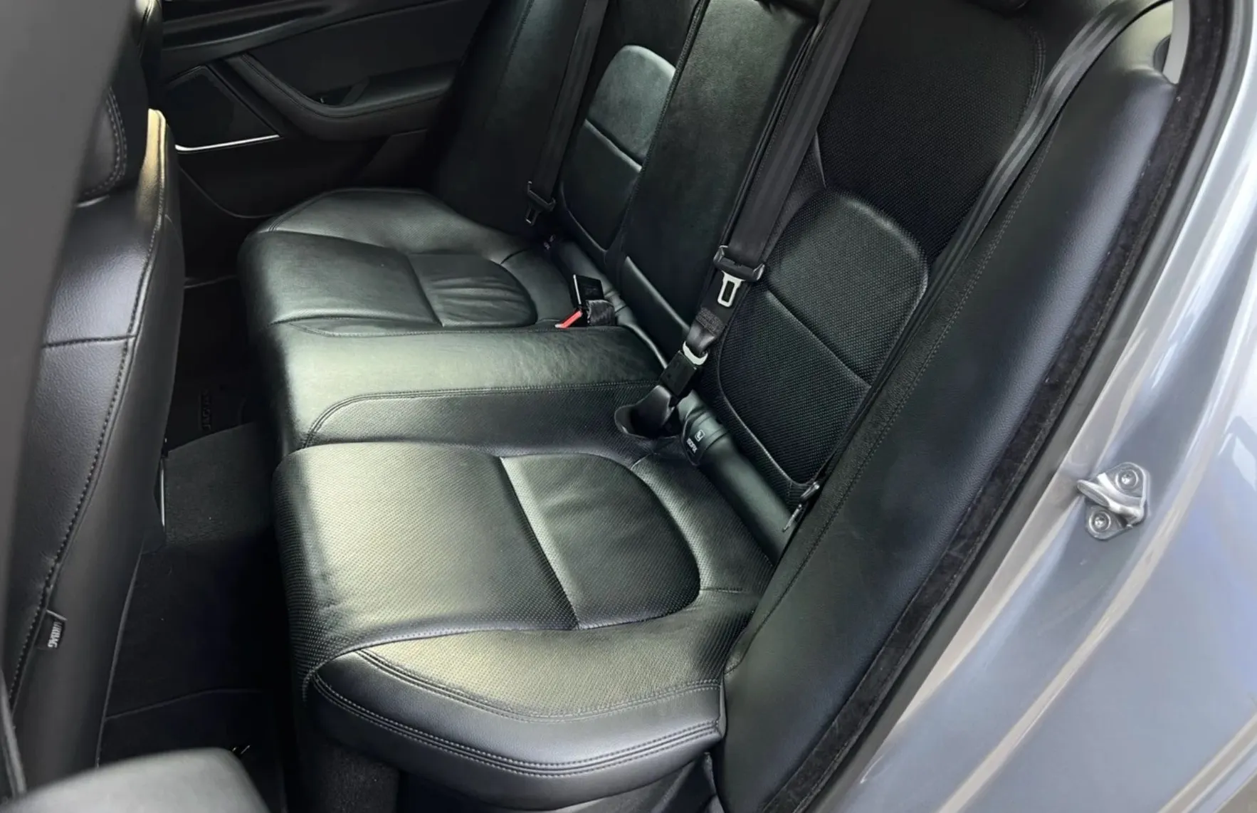 Zunanja slika - Jaguar XE - 2.0 D180  Avt. od 1 lastnika 1 letna garancija - 14