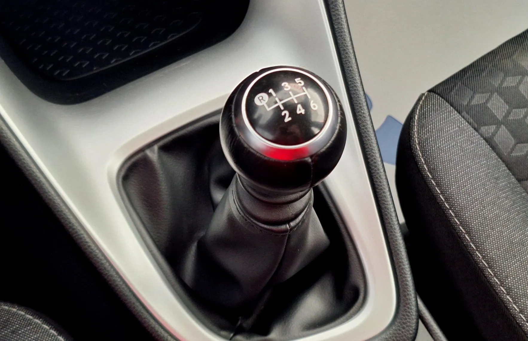 Zunanja slika - Toyota Yaris - 1.5 VVT-iE Stella •Slovensko vozilo•... - 15