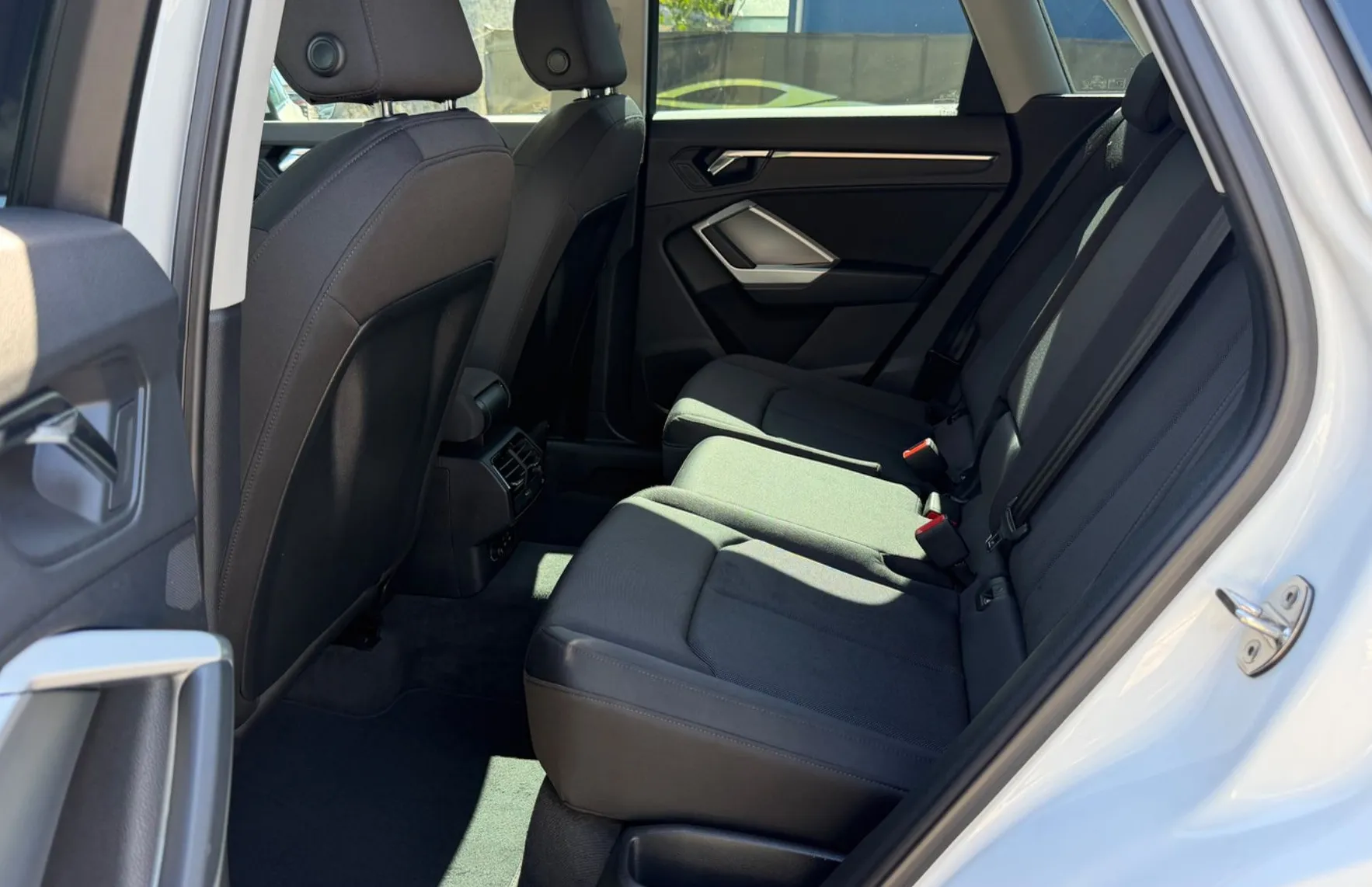 Zunanja slika - Audi Q3 - 35 TDI S tronic |VIRTUAL|KEYLESS|LED|LANE ASS.|F1 - 17