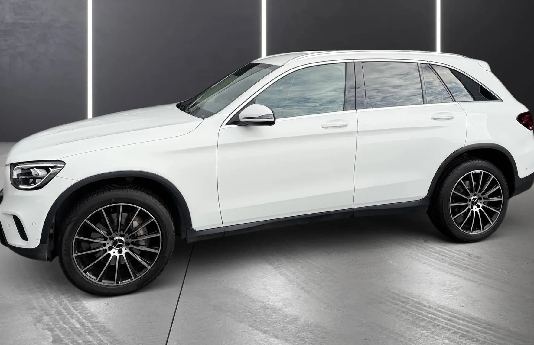 Zunanja slika - Mercedes-Benz GLC-Razred - 300DE 4MATIC AUT MULTIBEAM NAVI PDC KAMERA TOP... - 3