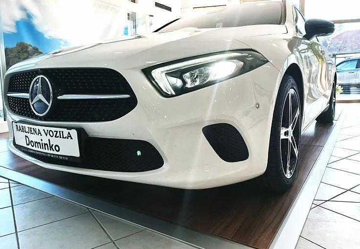 Zunanja slika - Mercedes-Benz A-Razred - 200 URBAN-VLEČNA K.-AMBIENT-360 KAM-MRTVI K.-VIDEO - 1