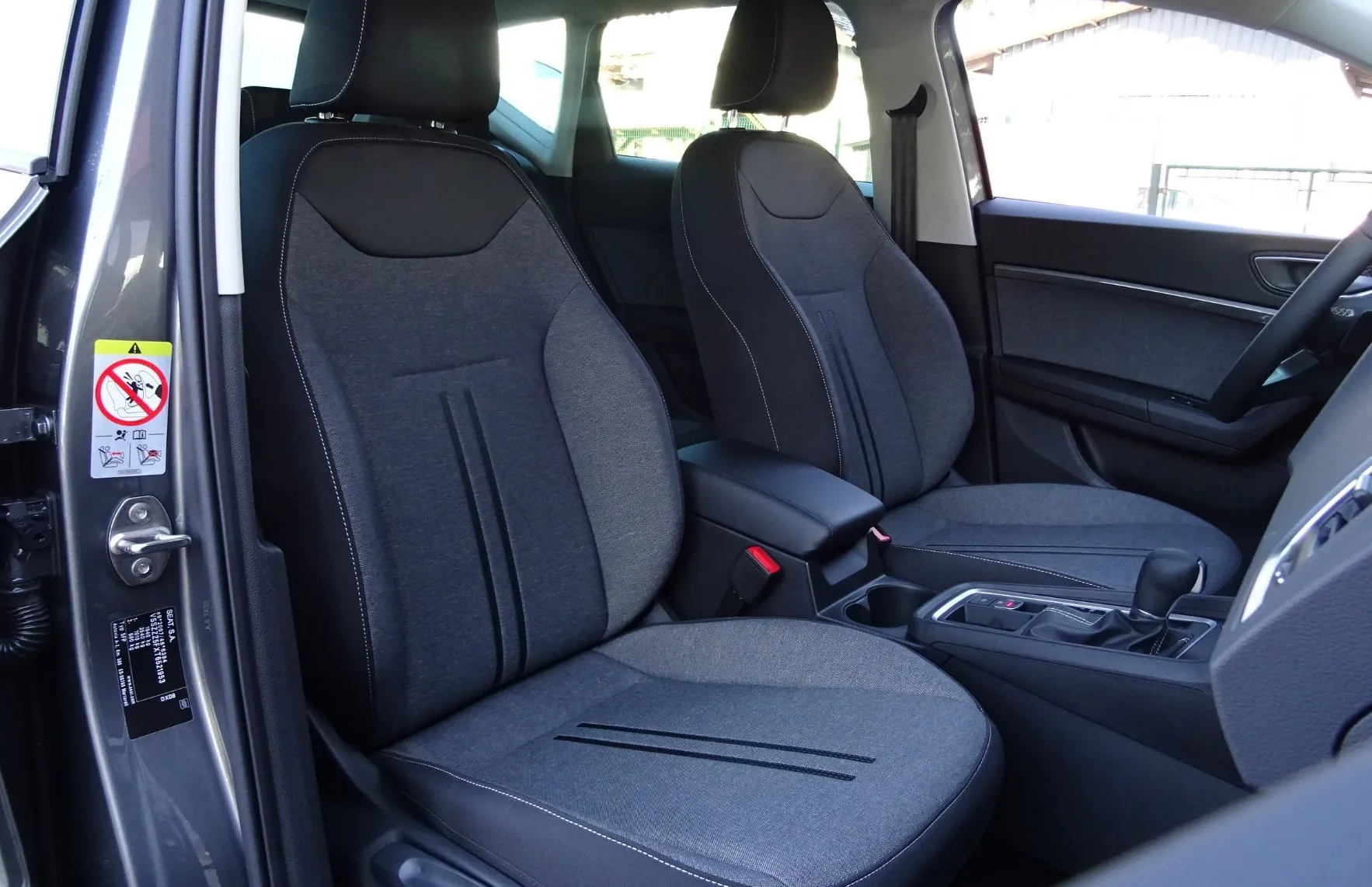 Zunanja slika - Seat Ateca - 1.5 TSI DSG 150KM  STYLE EDITION - VL. KLJUKA - - 9