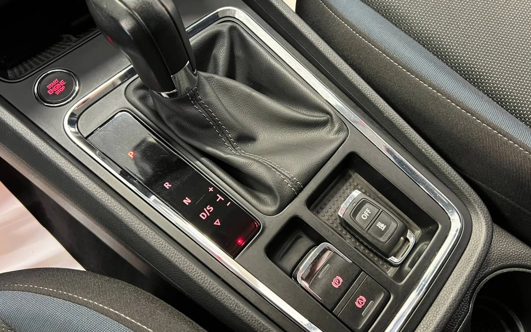 Zunanja slika - Seat Ateca - 1.4TSI-DSG-FULL-LED-KAM360-VIRTUAL-NAVI-WEBASTO... - 20