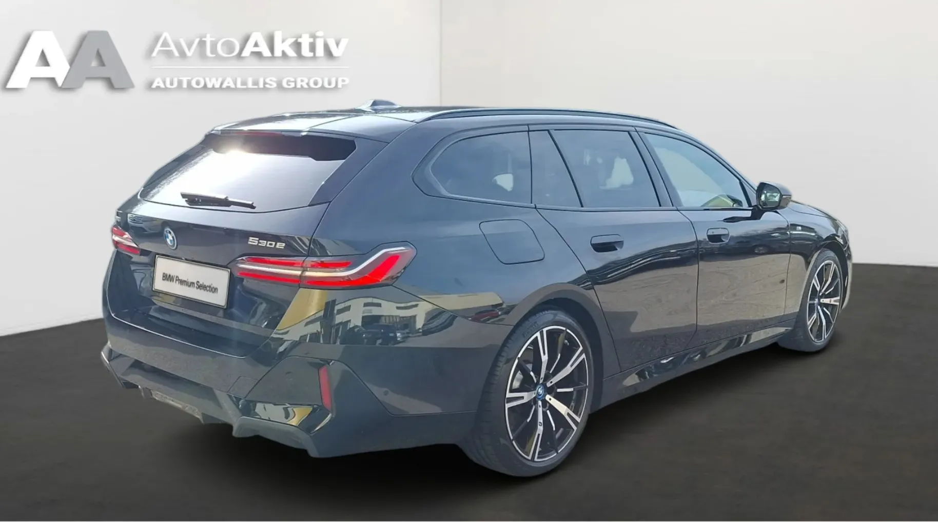 Zunanja slika - BMW Serija 5 - Touring: 530e xDrive M-Sport. SLO. iconic. vl. kljuka - 5