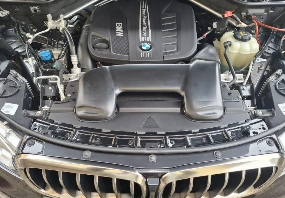 Zunanja slika - BMW X6 - serija : xDrive 30d Avt.SLOVENSKI.KAMERA.ACC.USNJE.WEBASTO - 7
