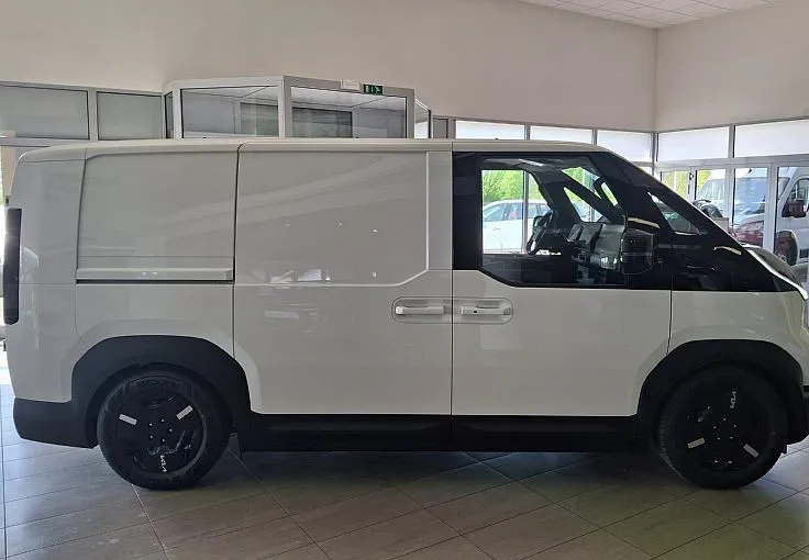 Zunanja slika - KIA PV5 - WURTH edition - potujoča delavnica + V2X - 6