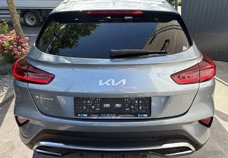 Zunanja slika - KIA XCeed - 1.5 T-GDI WAY M T 117 Kw - 12