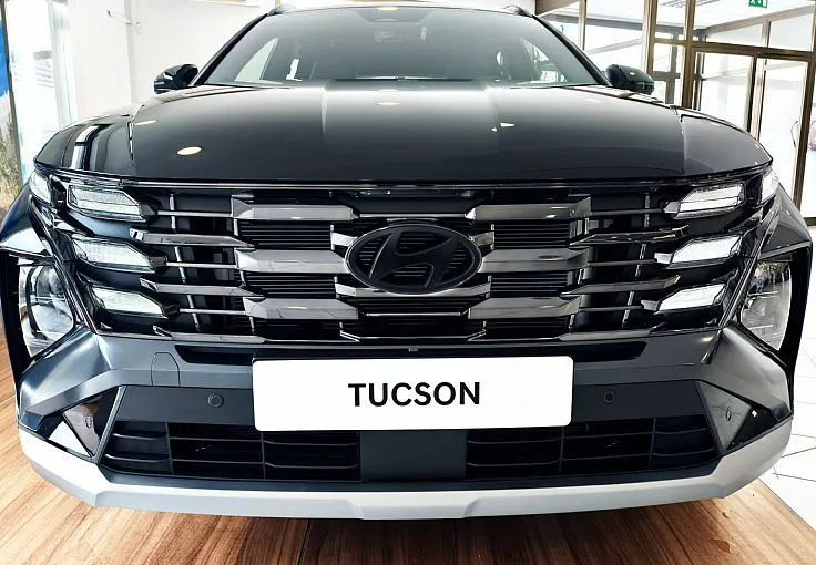 Zunanja slika - Hyundai Tucson - 1.6 T-GDI BLACK LINE LIMITED-EL.PRTL-AMBIENT-VIDEO - 2