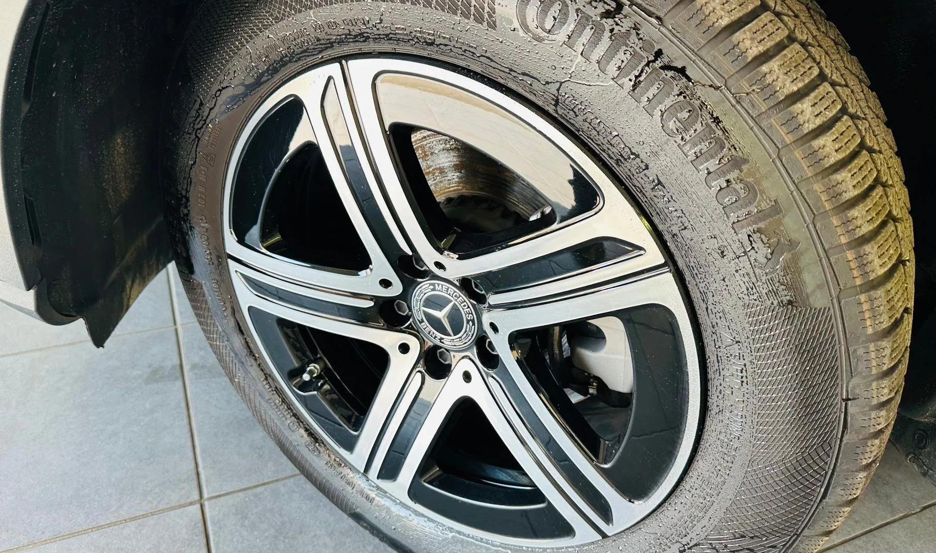 Zunanja slika - Mercedes-Benz GLC-Razred - GLC 220d 4MATIC Avt.NEMŠKI+4ALU.KAMERA.LED.USNJE - 3