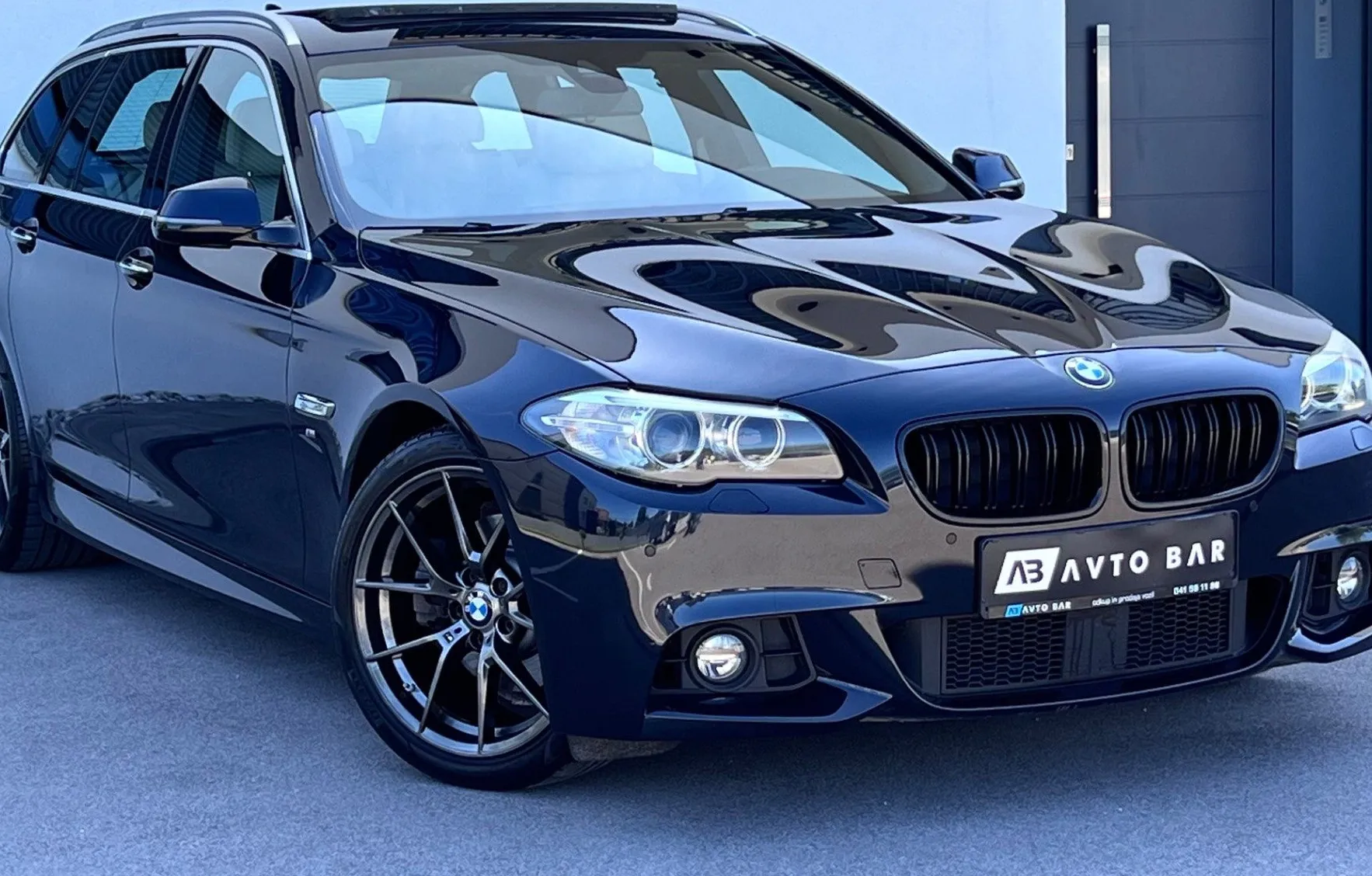 Zunanja slika - BMW Serija 5 - Touring: 520d+M OPTIC+LED+19col+VIRTUAL+F1+MEMORY... - 3