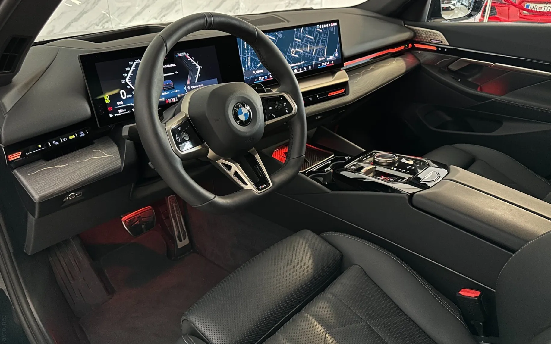 Notranja slika - BMW serija 5: - 40d|xDrive|M-Pro|Pano|4WS|Bowers|HUD|Hlaj|ACC|36 - 8