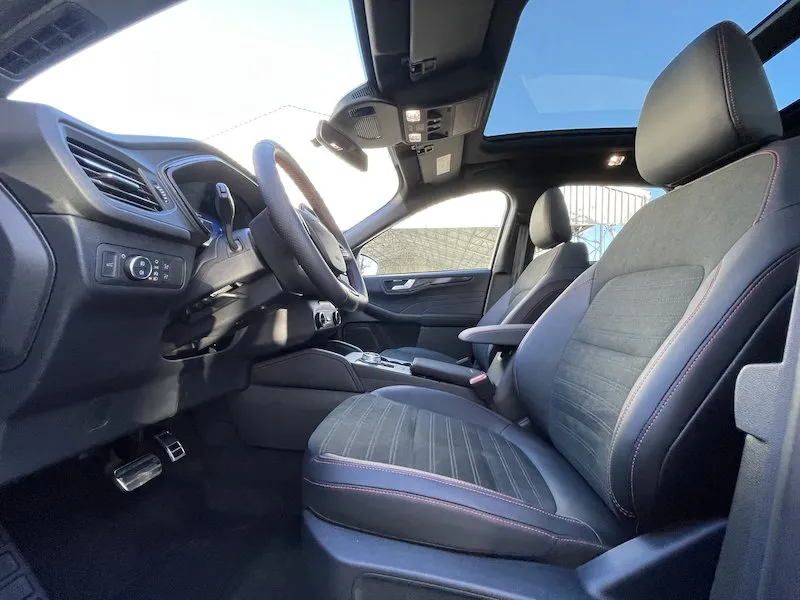 Zunanja slika - Ford Kuga - St-Line X Graphite tech 2.5 Hybrid 190KM FHEV - 8