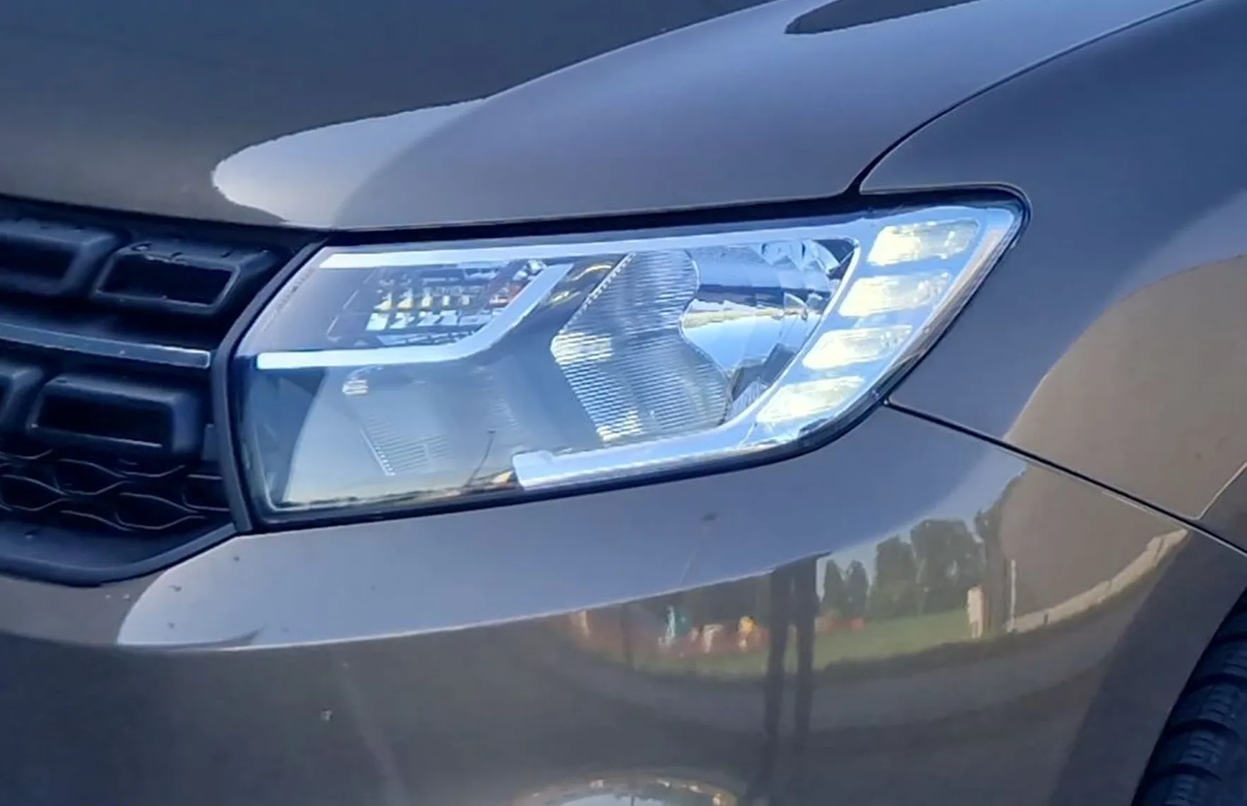 Zunanja slika - Dacia Logan - 1.0 SCe 75 Comfort - 9