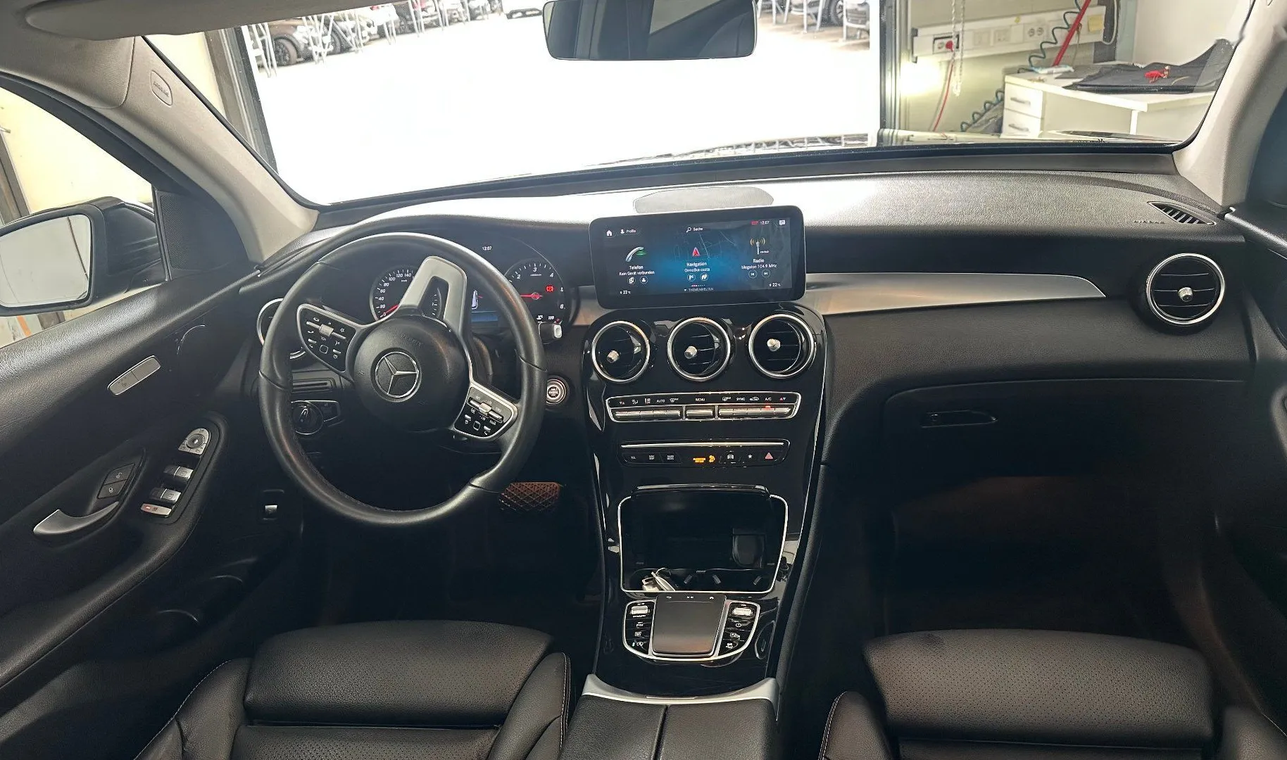 Zunanja slika - Mercedes-Benz GLC-Razred - 220 d 4MATIC Avt..NEMŠKI+4ALU.LED.KAMERA.USNJE - 16