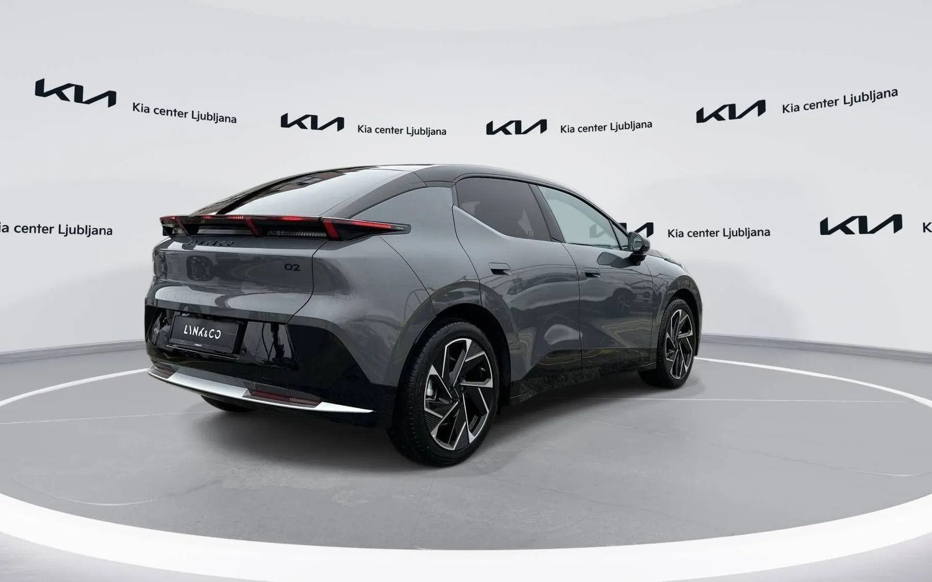 Zunanja slika - Lynk & Co 02 - More ugodna cena s subvencijo 6.500€ - 5