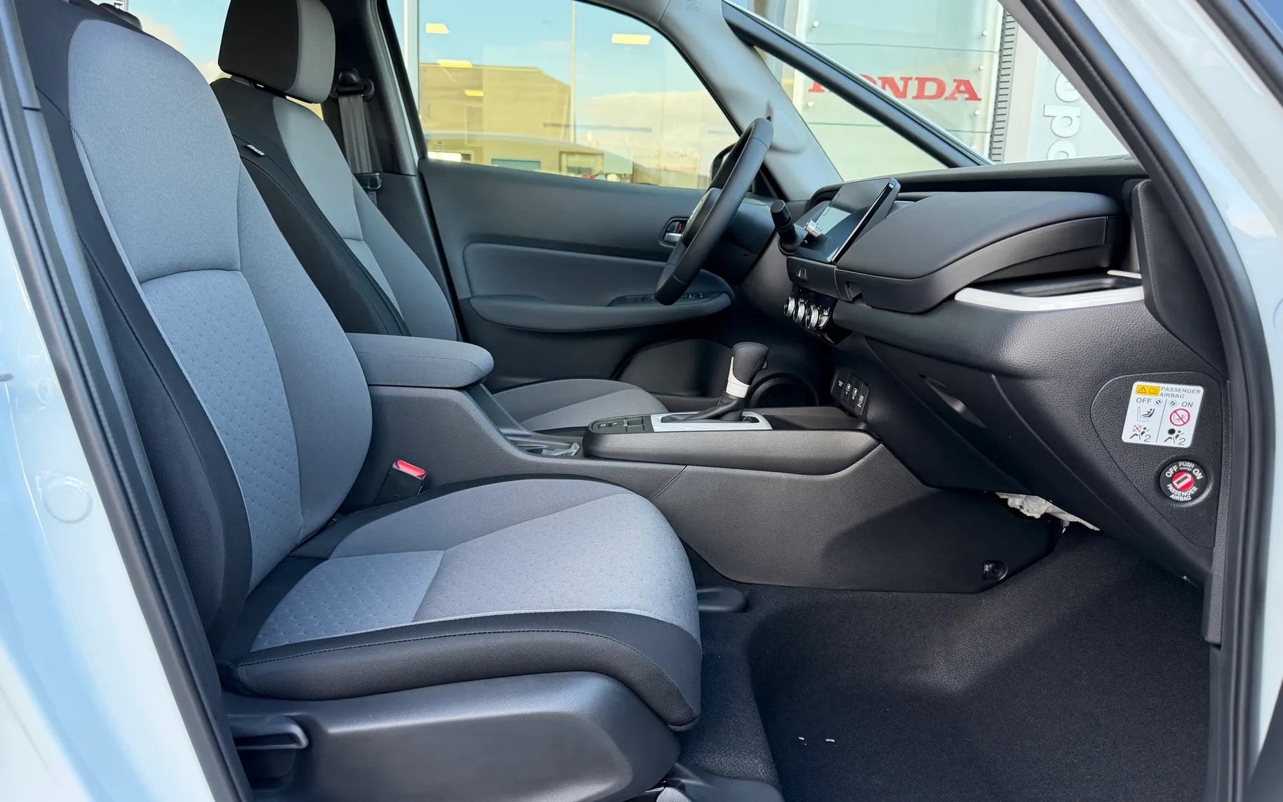 Zunanja slika - Honda Jazz - HIBRID-1.5-ELEGANCE-e-CVT-LED-NAVI-AKCIJA 4500€ - 8