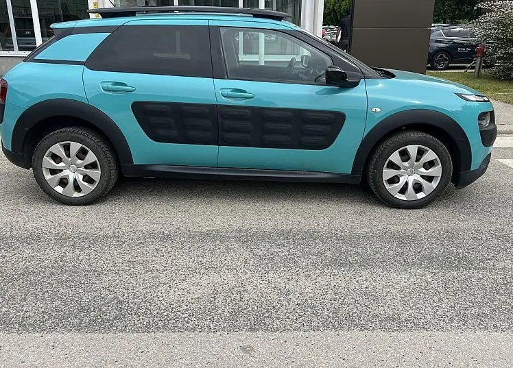 Zunanja slika - Citroën C4 Cactus - 1.2e 82 BVM   1. lastnik    zimske pnevmatike - 2