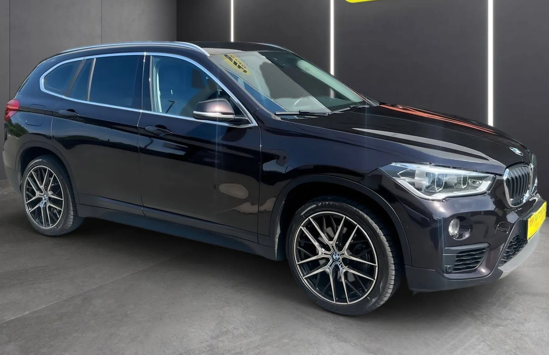 Zunanja slika - BMW X1 - serija : XDrive20d  NAVI PDC KAMERA RADAR LINE ASSIST T.. - 8