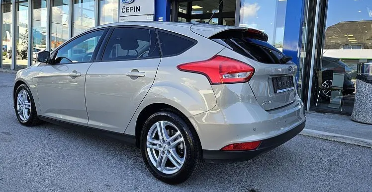 Zunanja slika - Ford Focus - Ambiente 1.0 EcoBoost 100 KM 1.lastnik - 9