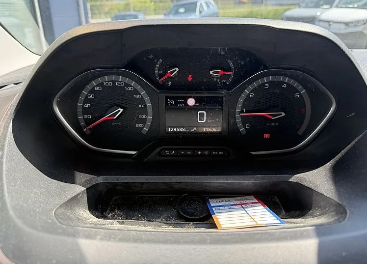 Zunanja slika - Peugeot Rifter - 1.5 BLUEHDI 130 L1 GT - 2