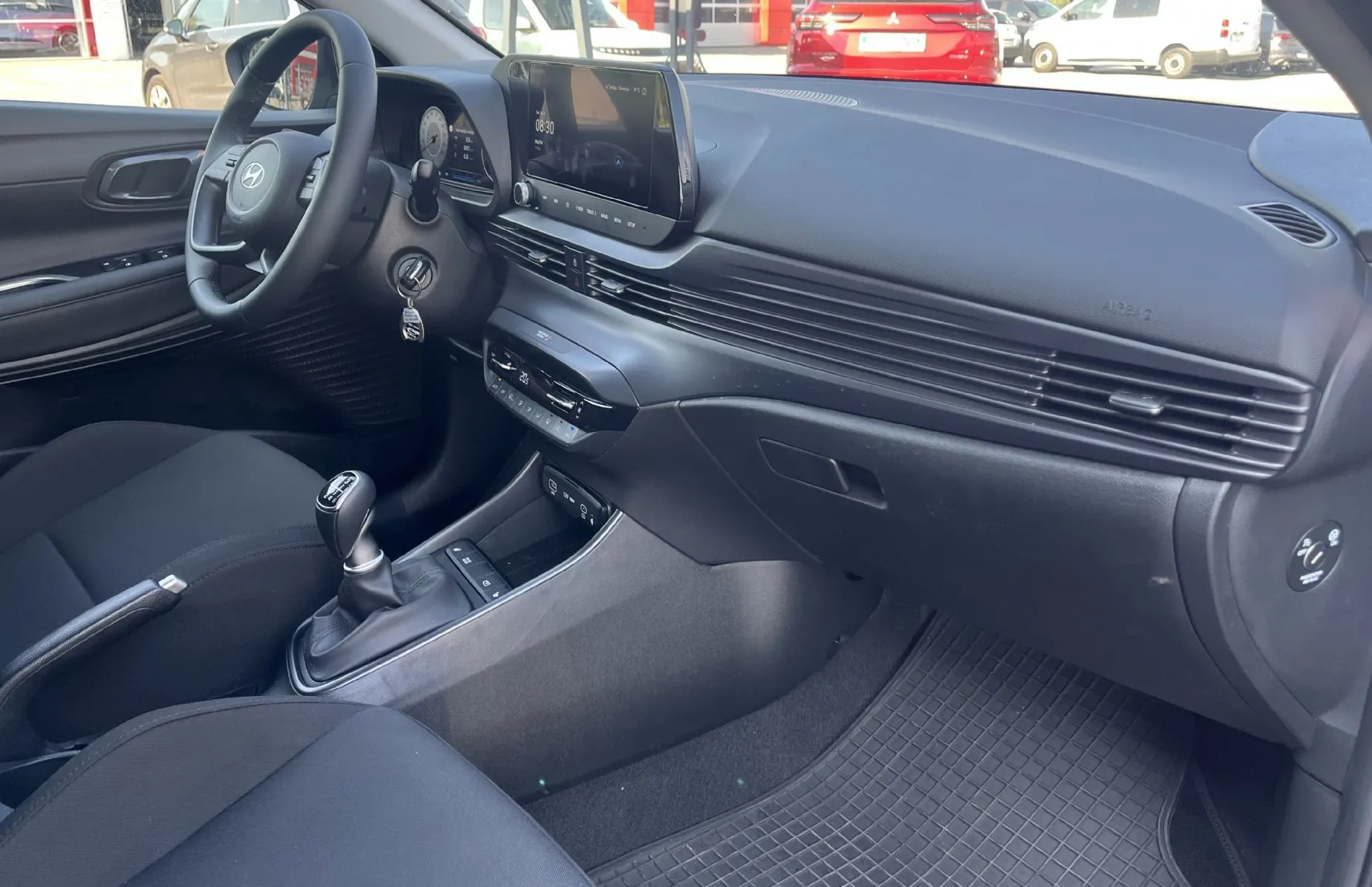 Zunanja slika - Hyundai Bayon - 1.0 T-GDI 100 PREMIUM TESTNO VOZILO - 8