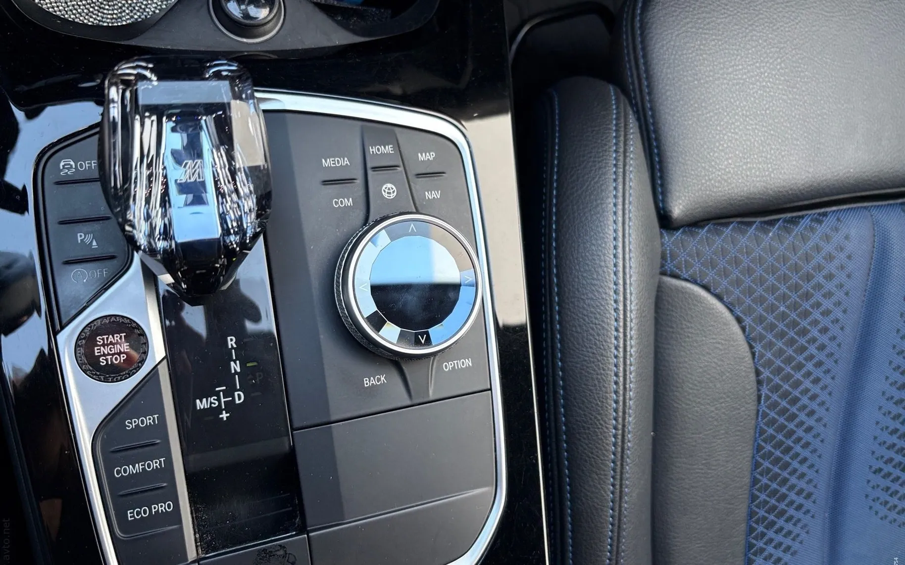 Notranja slika - BMW serija 1: - 118i M Sport Aut.-SLO-LED-Kamera PDC-Navi-Carplay. - 12