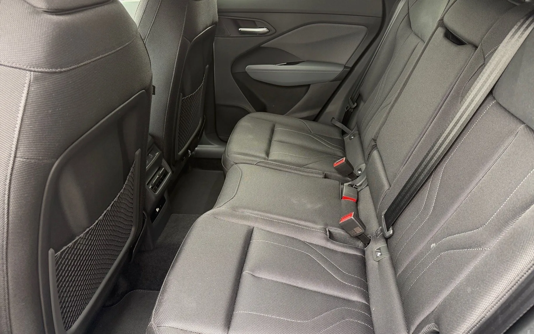 Notranja slika - Audi Q3 Sportback - TFSI quattro S tronic - 11