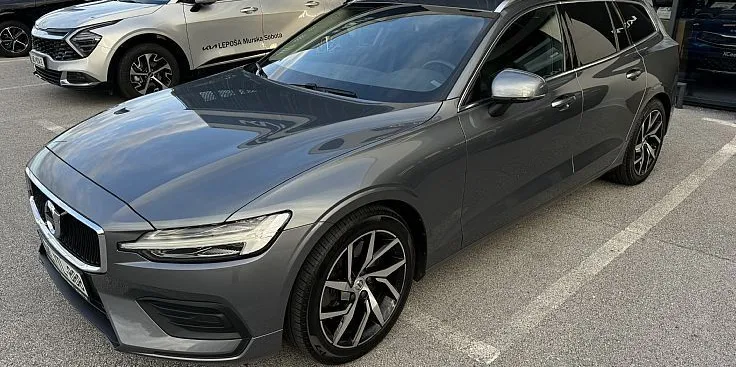 Zunanja slika - Volvo V60 - T5 2.0 Momentum FWD + VLEČNA KLJUKA - 4