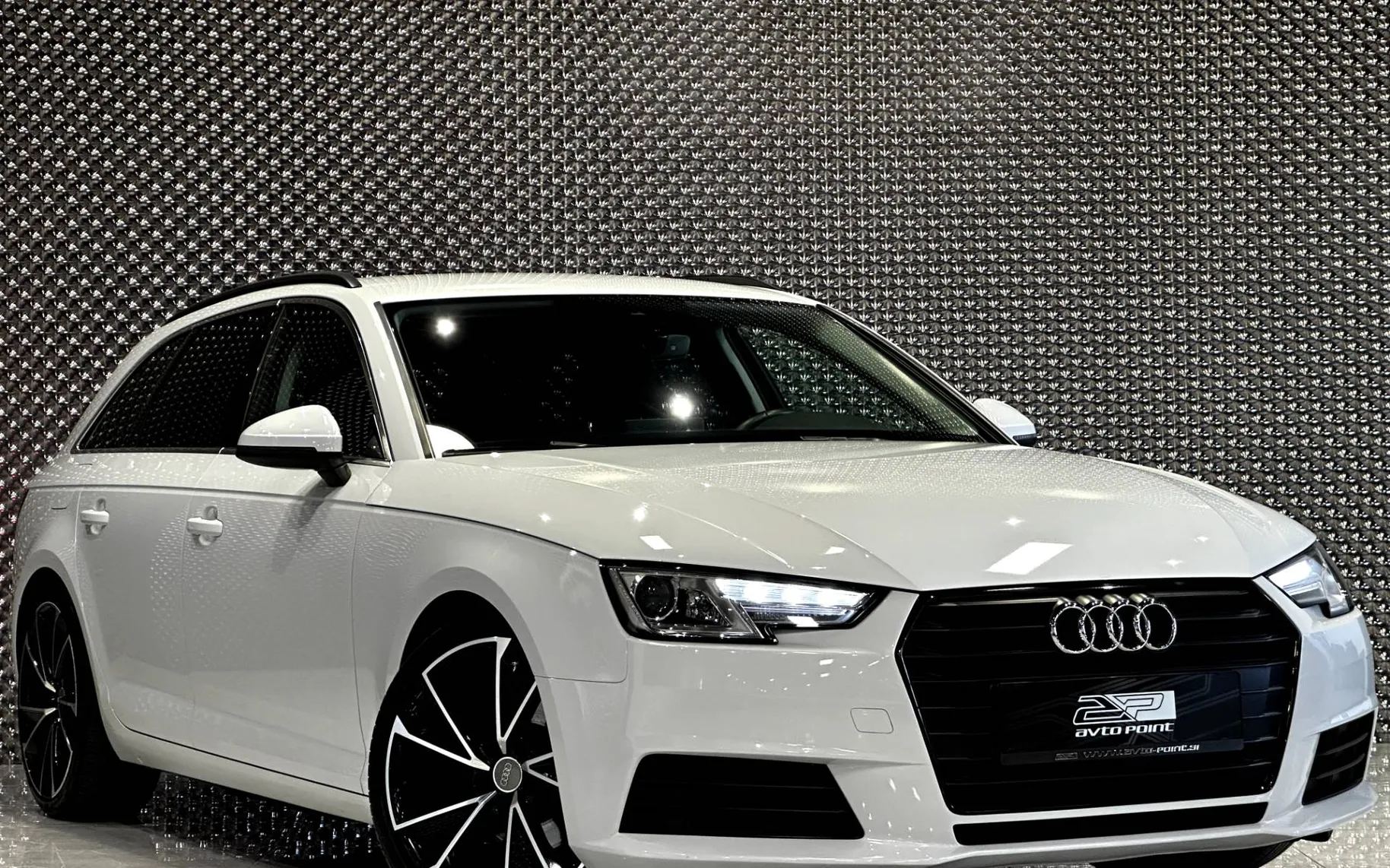 Zunanja slika - Audi A4 - Avant - 1