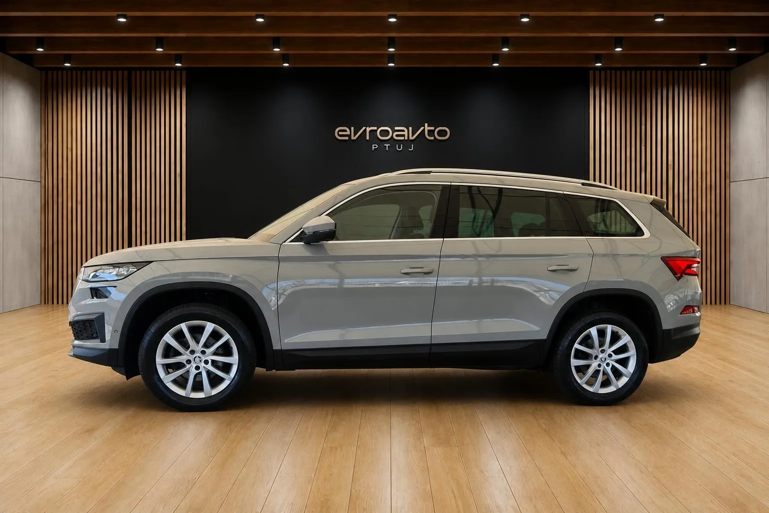 Zunanja slika - Škoda Kodiaq - 2.0 TDI Style DSG•Aktivni tempomat•Matrix - 6