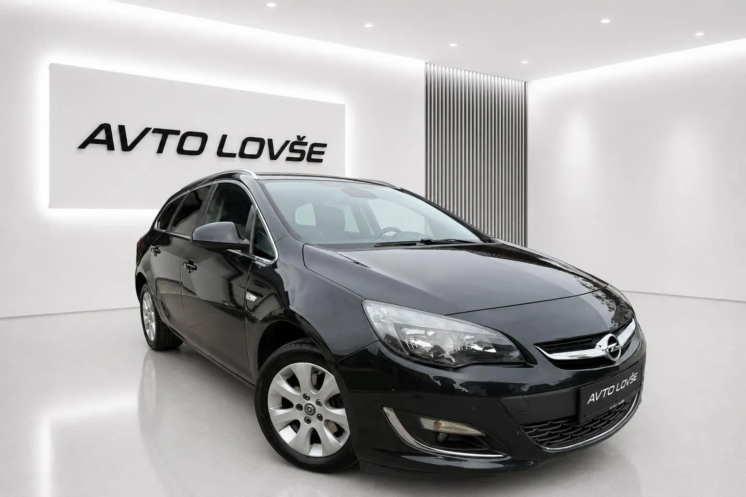 Zunanja slika - Opel Astra - Sports Tourer 1.6 CDTI Cosmo-ALU-NAVI-LED-ODLIČNA - 2