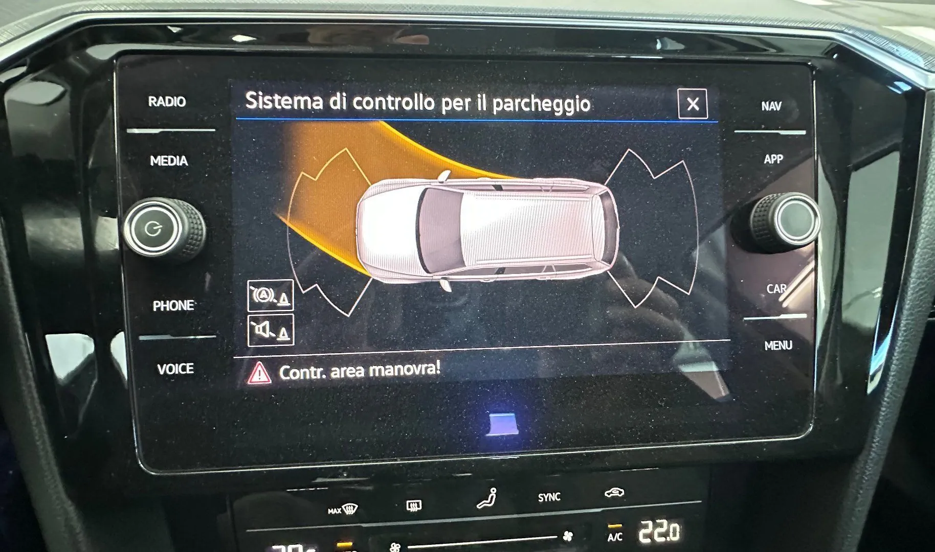 Zunanja slika - Volkswagen Passat - 2.0 TDI BMT SCR Business DSG.KAMERA.ACC.117.000 KM - 16
