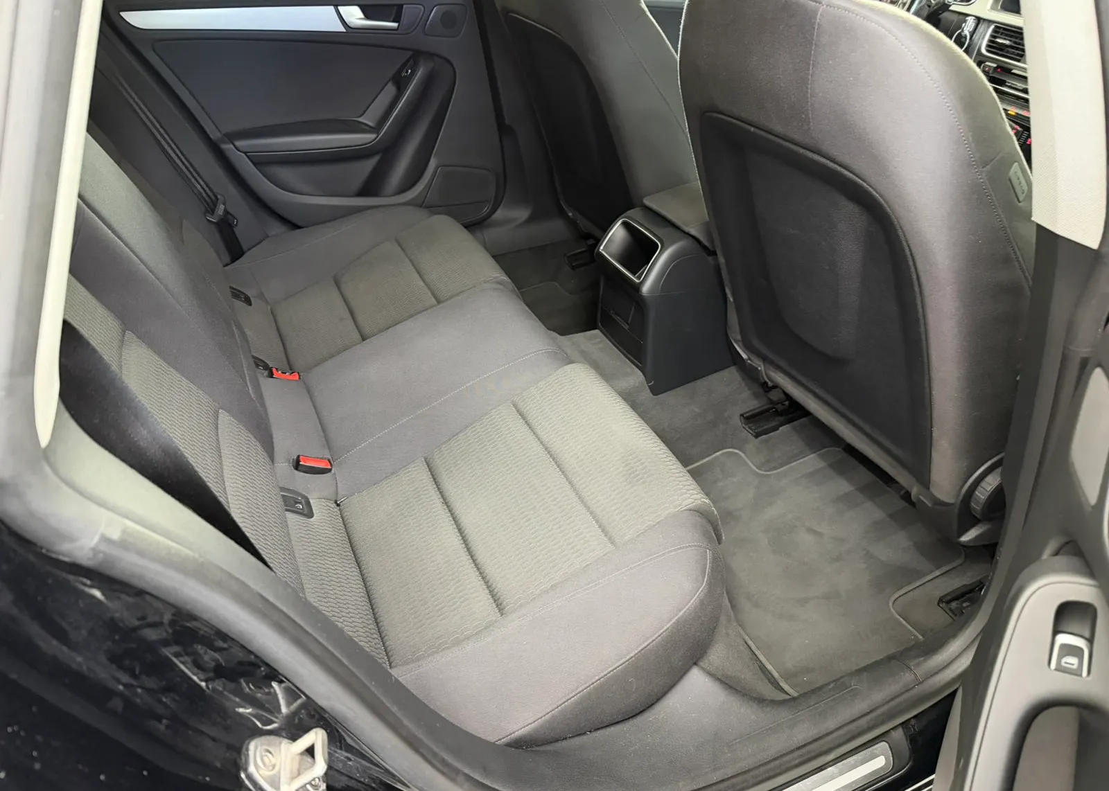Zunanja slika - Audi A5 - quattro 2,0 TDI S-tronic - 6