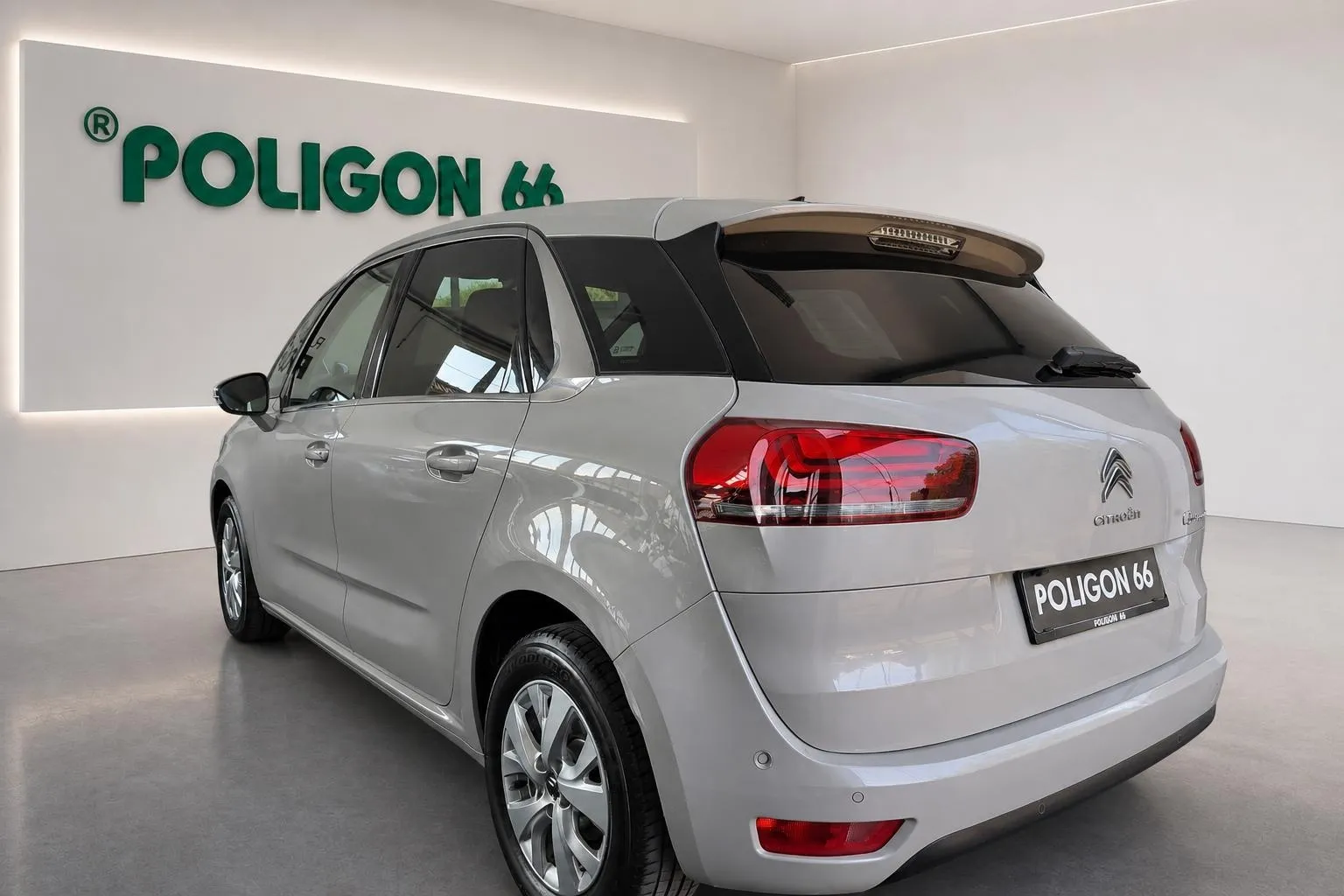 Notranja slika - Citroën C4 SpaceTourer - HDI 130 Feel-KAMERA-FUL LED-1 LASTNIK-GARANCIJA... - 9