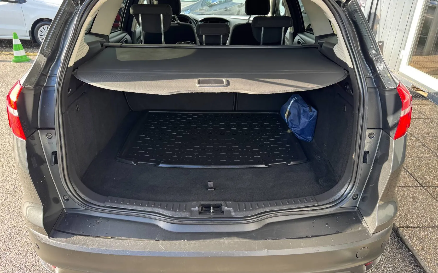 Zunanja slika - Ford Focus - TITANIUM°SLO°AVT.KLIMA°PARK.SEN.°ALU°BLUETOOTH°P.. - 8