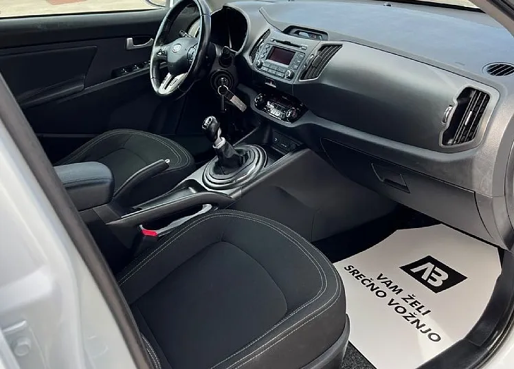 Zunanja slika - KIA Sportage - 1.7 CRDi+SLO+ALU+PDC+USB - 15
