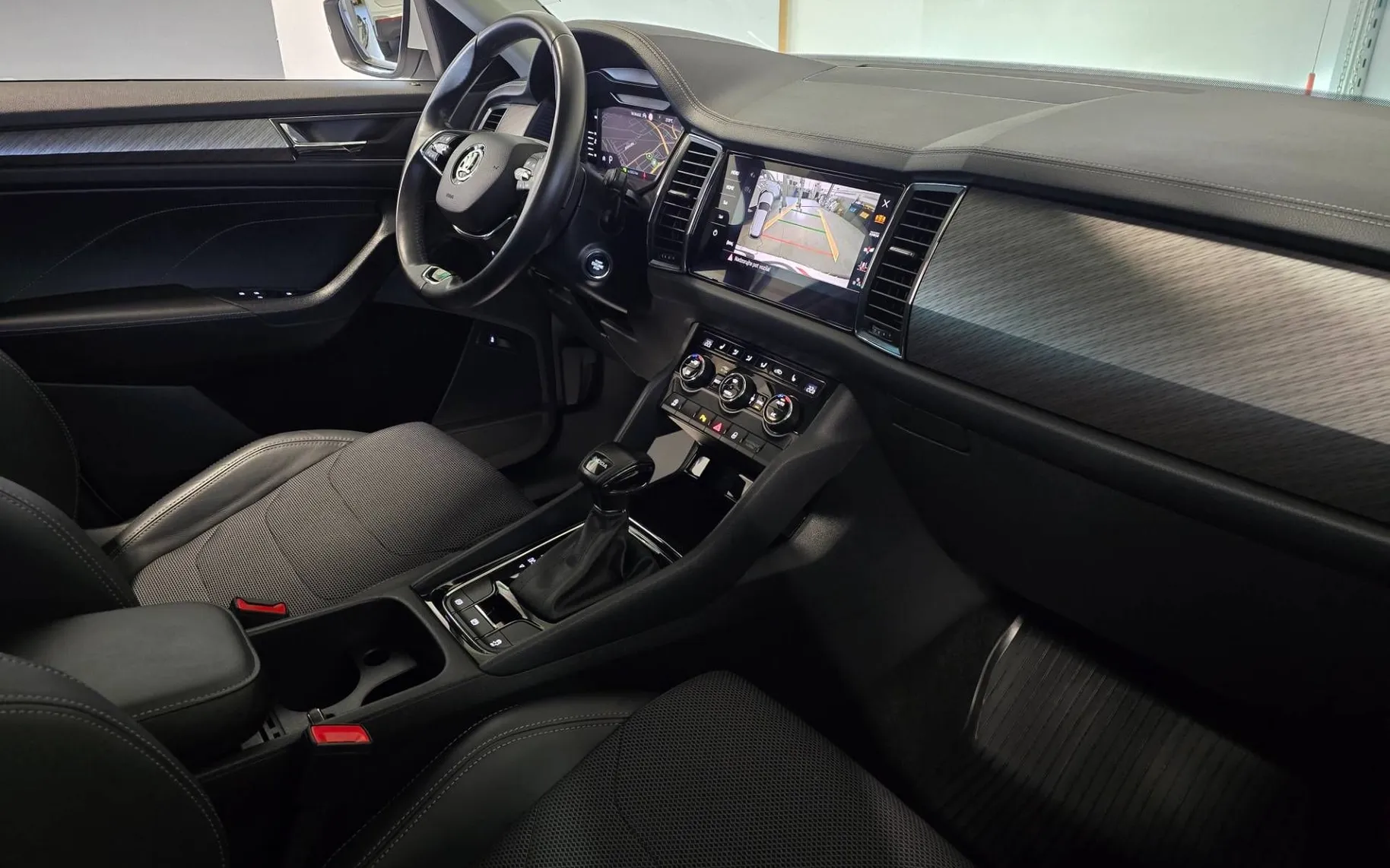 Notranja slika - Škoda Kodiaq - 2.0 TDI Style DSG- Matrix.virtual.kamera.asistence - 10