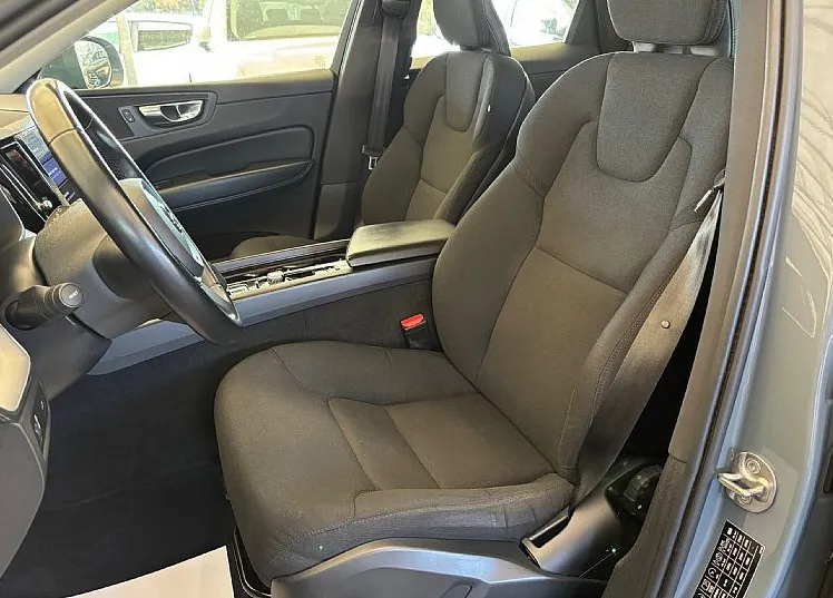 Zunanja slika - Volvo XC60 - B4D AWD AUT Core - 8