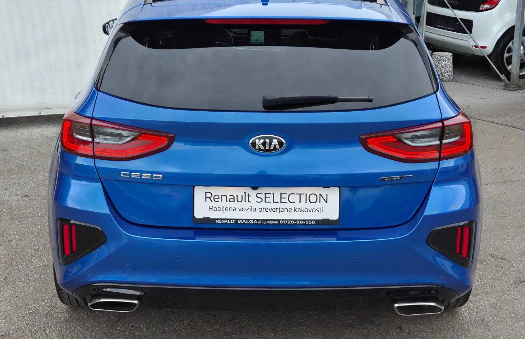 Zunanja slika - KIA Ceed - 1.6 T-GDI LX GT LED DCT GR.SED 1.LASTNIK - 5