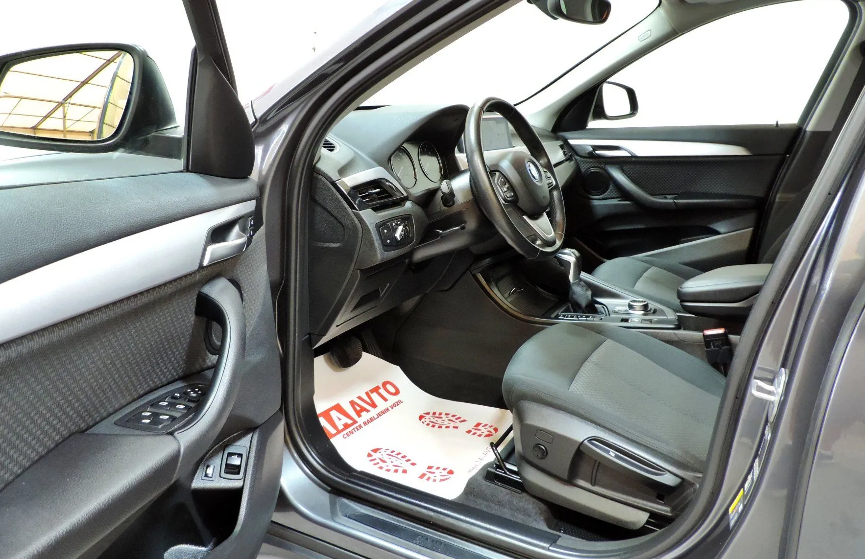 Zunanja slika - BMW X1 - serija : xDrive25e Avt. KAMERA-LED-NAVI PRIKLJUČNI HYBRID - 9