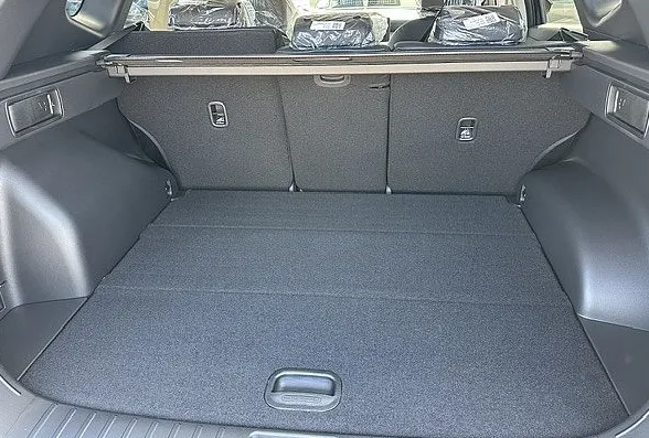 Zunanja slika - Hyundai Tucson - 1.6T T-GDI Premium°°Winter°°El. prtljažnik°°Kamera - 12